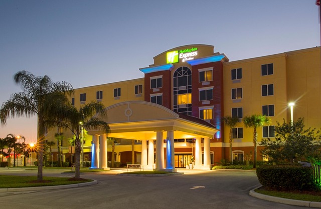 Holiday Inn Express & Suites Port St. Lucie West, an Ihg Hotel
