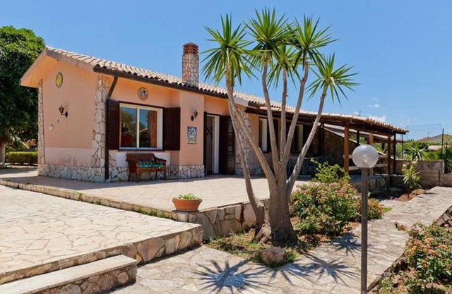 Holiday house Castellammare del Golfo for 5 - 7 persons with 3 bedrooms - Holiday house