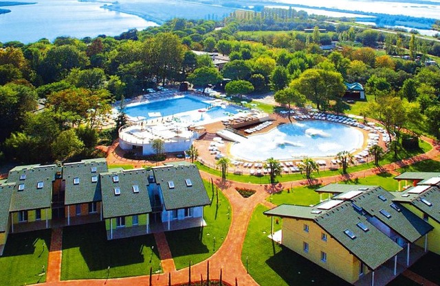 Holiday resort Club Village & Hotel Spiaggia Romea, Lido delle Nazioni in Um Ravenna - 6 persons, 2 bedrooms