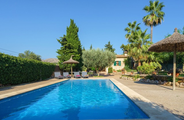 Holiday Villa Within Private Gardens And Pool