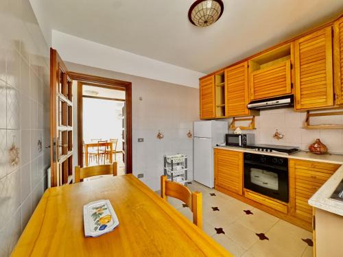 holidaycasa Leone - Con posto auto a 200mt dal Mare