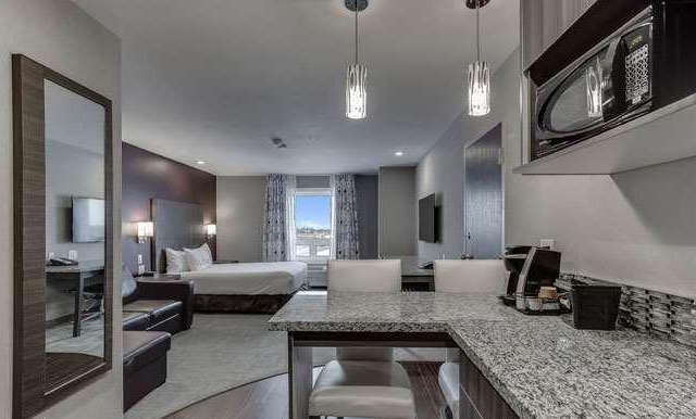Home Inn & Suites Saskatoon South