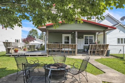 Home Port - Spacious Retreat in Prime Location home
