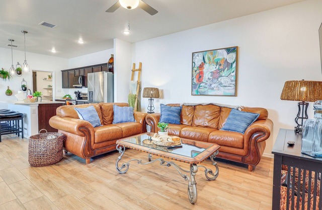 Home w/Private Patio 10 Mi to Rio Grande!