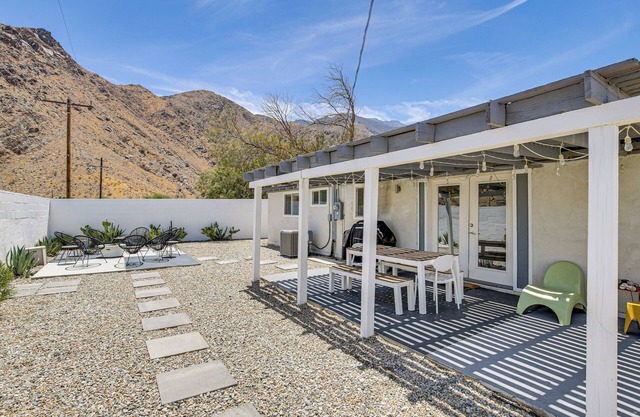 Home w/Stunning Mountain Views in Palm Springs!