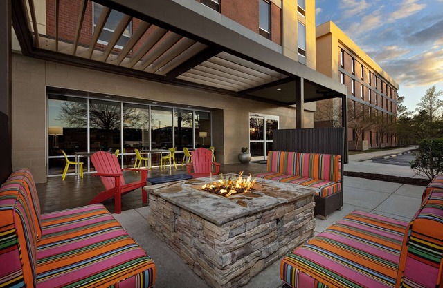 Home2 Suites by Hilton Jacksonville, NC