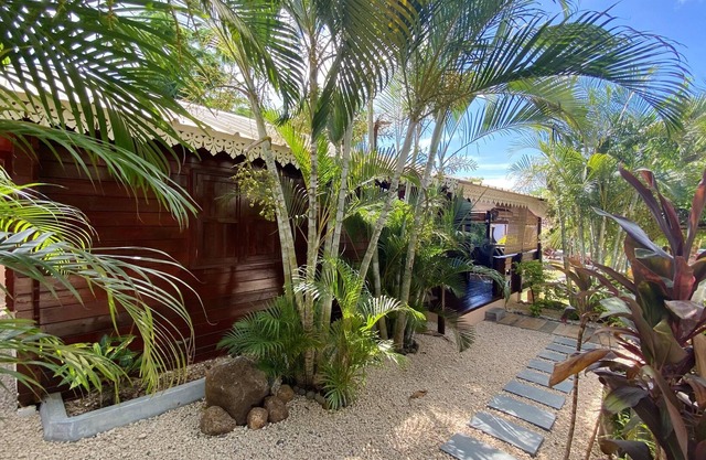 Homerez - 100m from the beach! House for 3 people with pool access