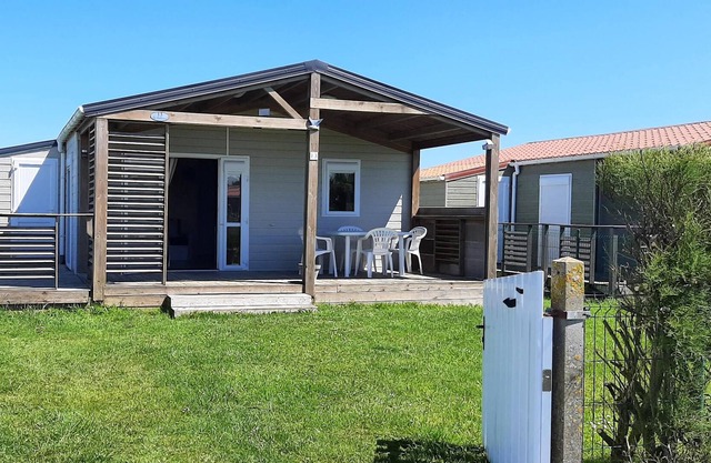 Homerez - 200 m away from the beach! Amazing chalet for 6 ppl. with shared pool