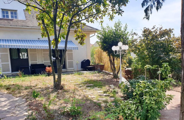Homerez - Amazing house for 4 ppl. with terrace at Argenteuil