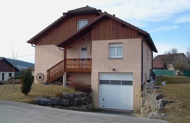 Homerez - Apartment in Saint-Point-Lac