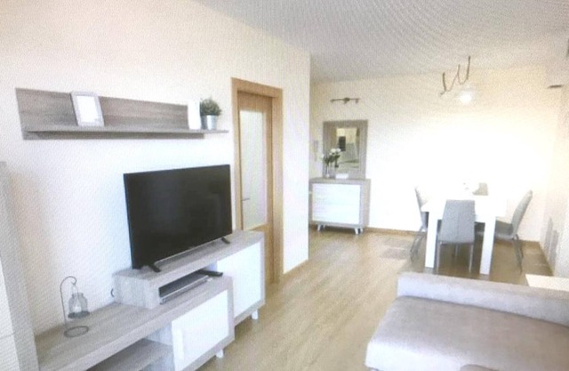 Homerez - Appartement 11 km away from the beach for 5 ppl. with shared pool