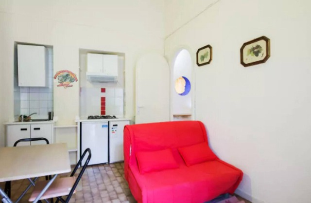 Homerez - Beautiful appartement for 3 ppl. with balcony at Asti