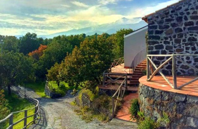 Homerez - Big house 10 km away from the beach for 10 ppl. with garden at Mascali