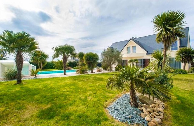 Homerez - Big villa 1 km away from the beach for 13 ppl. with swimming-pool