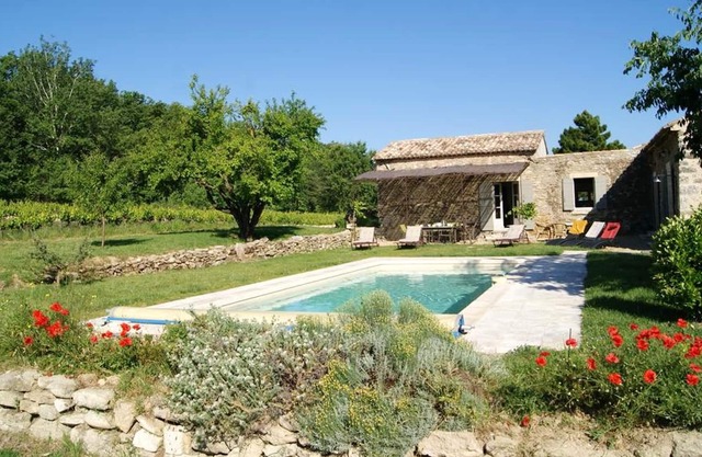 Homerez - Big villa for 10 ppl. with swimming-pool and terrace at Oppède