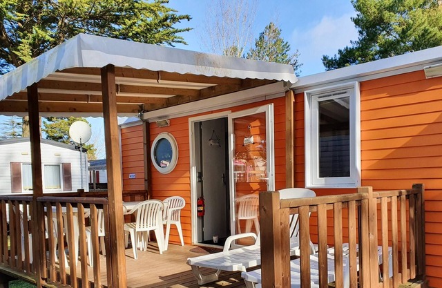 Homerez - Bungalow 2 km away from the beach for 6 ppl. with shared pool
