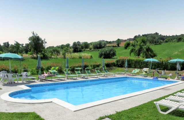 Homerez - House with Pool in Caprese Michelangelo + 40m²