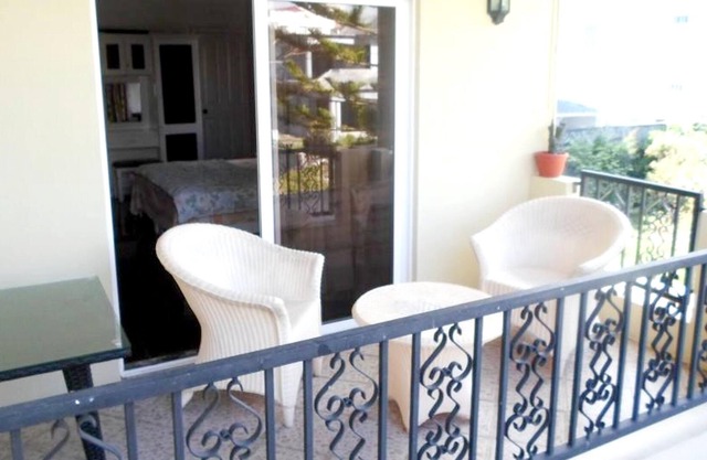 Homerez - Nice studio 1 km away from the beach for 2 ppl. at Trou-aux-Biches