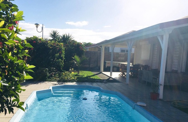 Homerez - Nice villa for 8 ppl. with swimming-pool and garden at Saint François