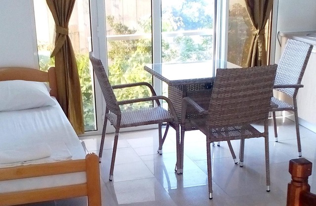 Homerez - Studio apartment with sea view