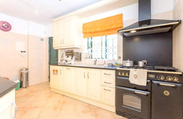 Homerez - Villa 9 km away from the beach for 6 ppl. with swimming-pool at Loulé