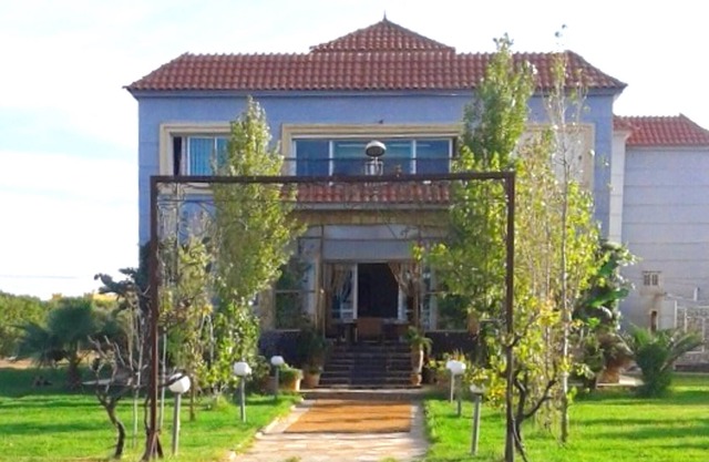 Homerez - Villa for 6 ppl. with swimming-pool and terrace at Laghnimyene