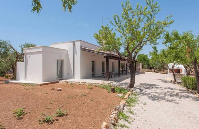Homerez - Welcoming Chalet in Nardò with Terrace and Bicycles Available