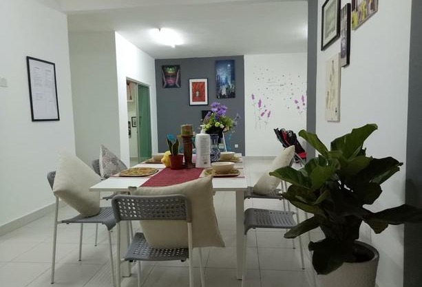 Homestay @ Aeon Desa Tebrau