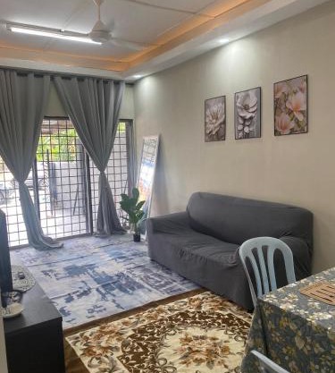 Homestay Bonda E