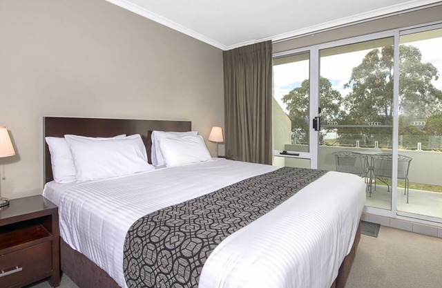 Horizons 113 is a mere 3-minute walk to the heart of Jindabyne