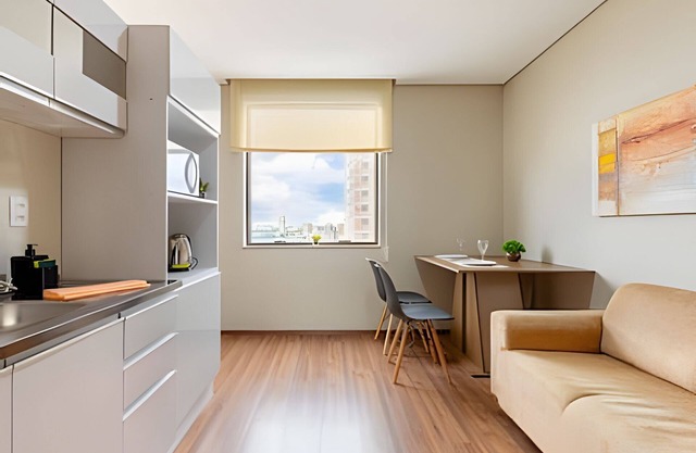 Hospedez - Spacious apartment w/cupboard ap1305