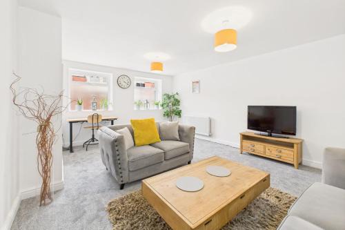Host & Stay - The Old Auction House