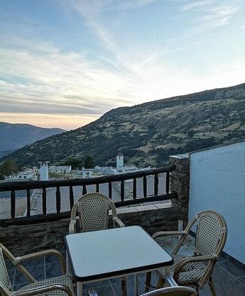 Hostal Rural Ruta De Las Nieves