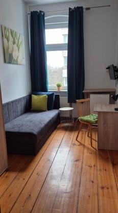 Hostel Tulip - Pokój 4 ze wspólną łazienką i kuchnią