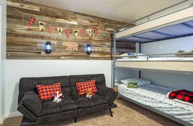 Hot Tub|Family Centered | Close to Ski Resorts