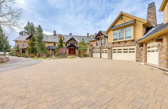 Hot Tub + Views: Luxe Mountain Escape in Yucaipa