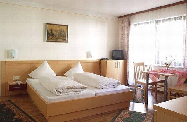 Hotel ∙ 3 guests