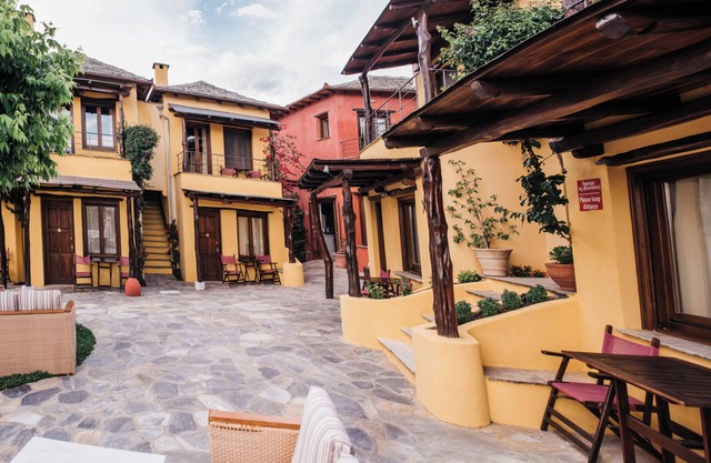 Hotel Alkifron Kala Nera