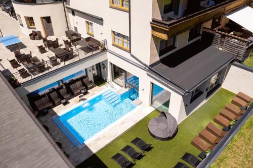 Hotel Alpenkönigin - ALPINE LUXURY - Sommer Silvretta Premium Card inklusive