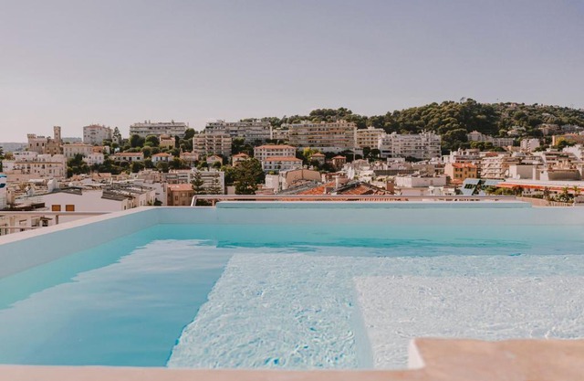 HOTEL AMOUR NICE