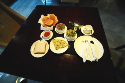 Hotel Asian Near Delhi Airport