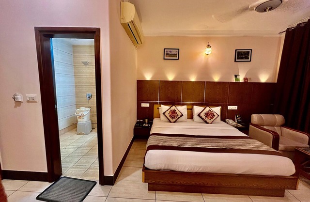 Hotel Asian Plaza Dharamshala