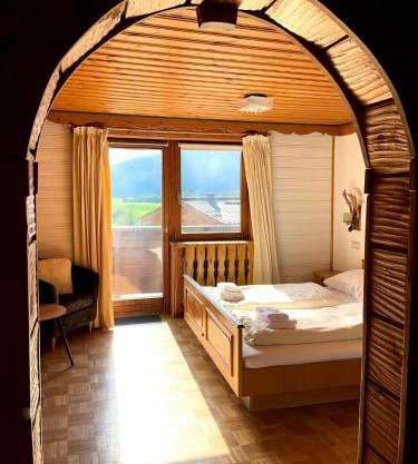 Hotel Wildrose