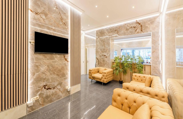 Hotel Barry