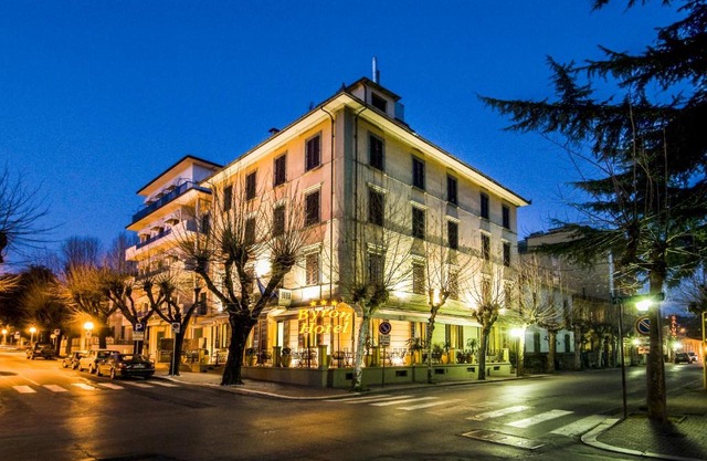 Hotel 