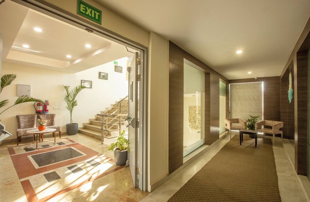 Hotel Cardinal Express Oxmo Delhi Airport