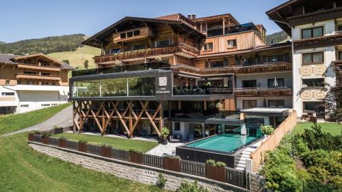 Hotel Das Kohlmais - Joker Card included