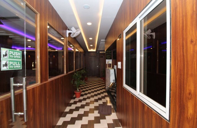 Hotel Diamond Palace
