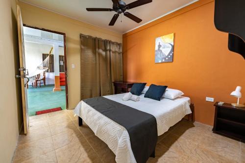 Hotel El Cocobolo Food&Rest Room 3 B&B WiFi AC Pkg Free Swimmingpool