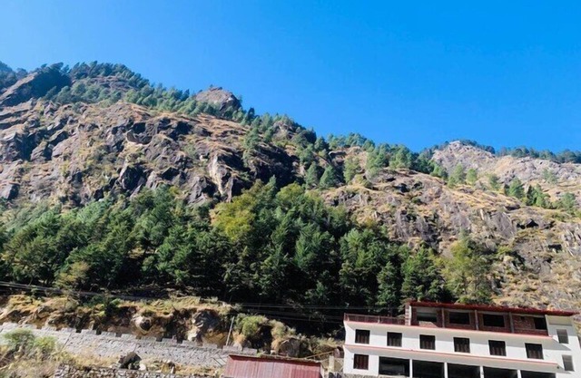Hotel Himsarovar And Restaurant